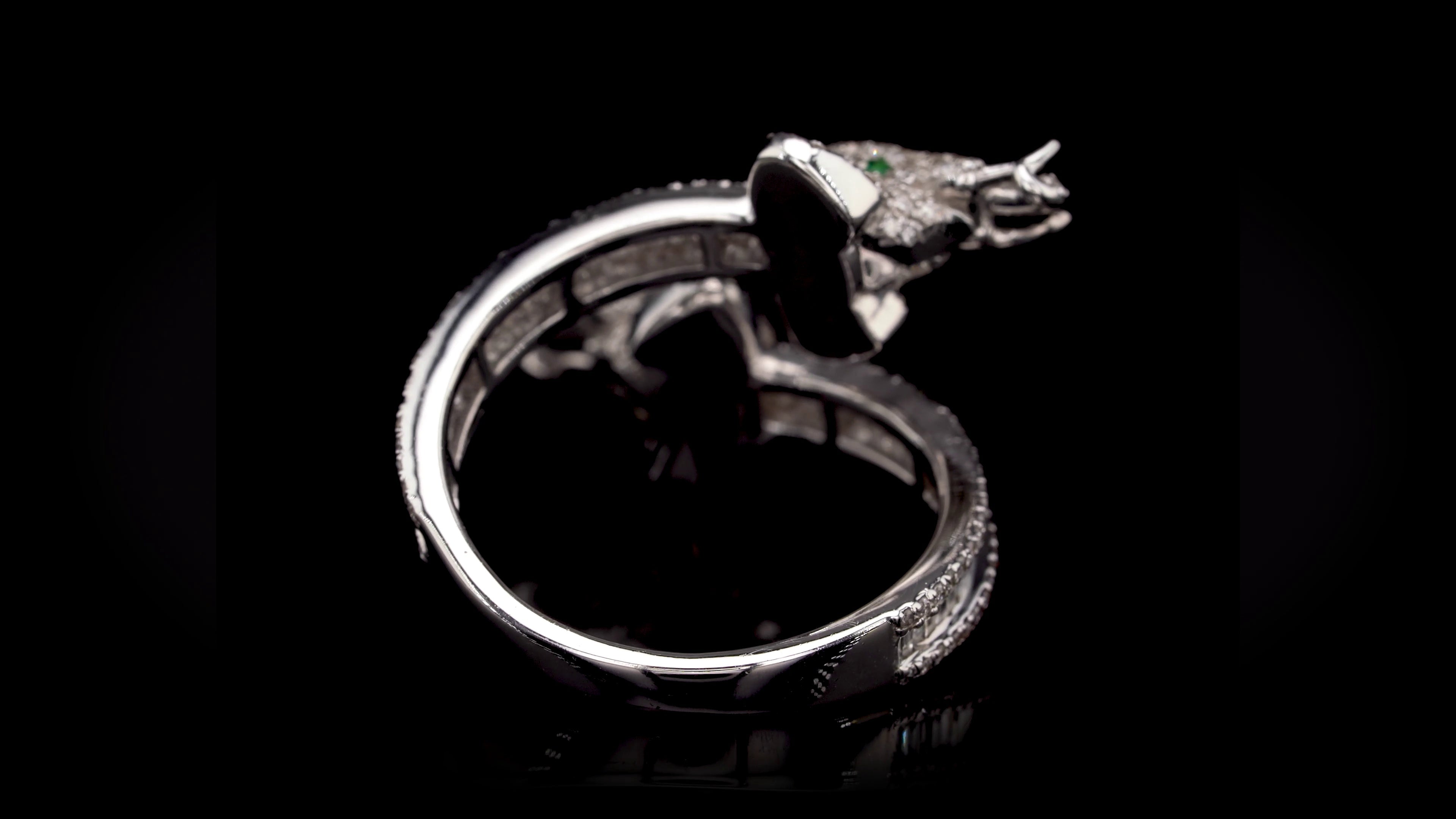 Lucky elephant White gold Diamond ring