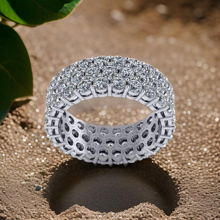 Diamond Pointer Eternity Band